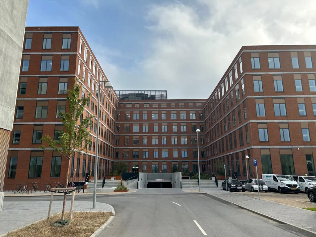 Kontorombygning i Cortex Park Vest